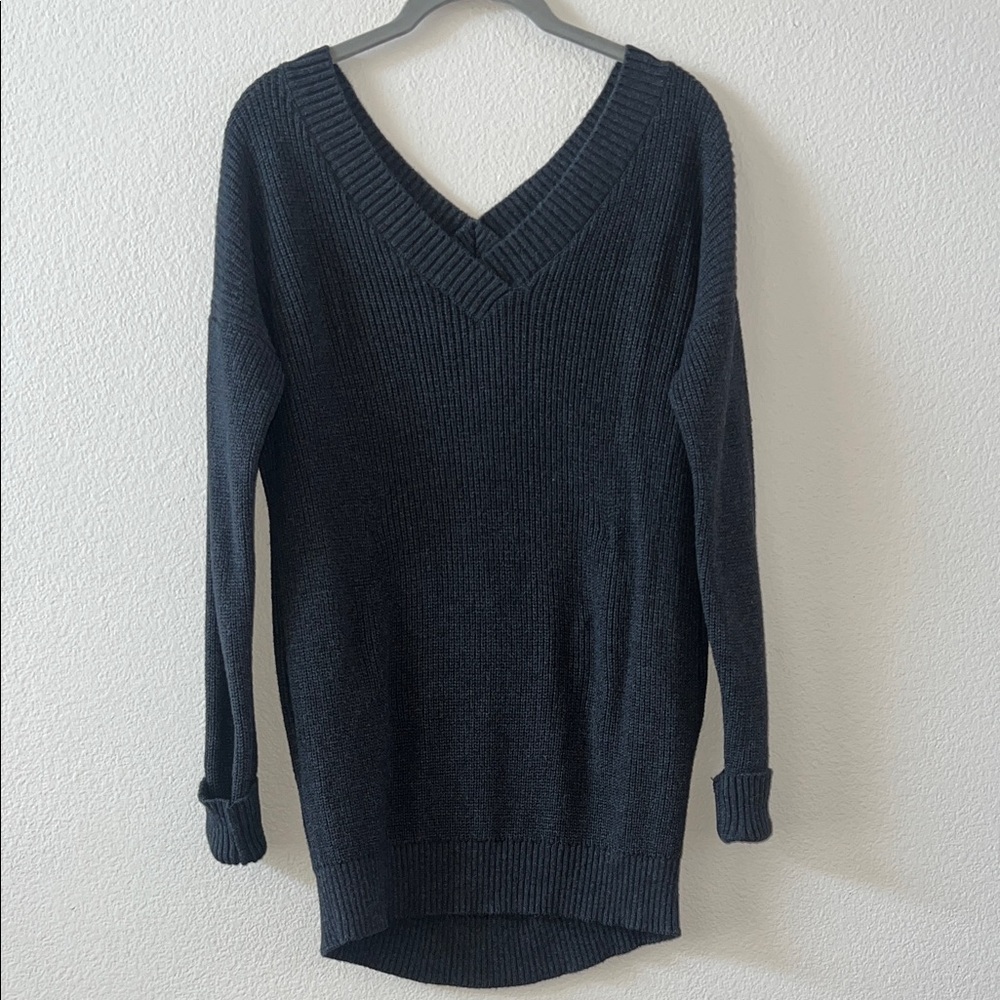 Victoria's Secret Charcoal V-Neck Sweater size xs